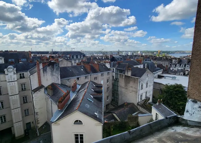 Апартаменты Hyper Centre De Nantes, Dernier Etage Vue Exceptionnelle Нант